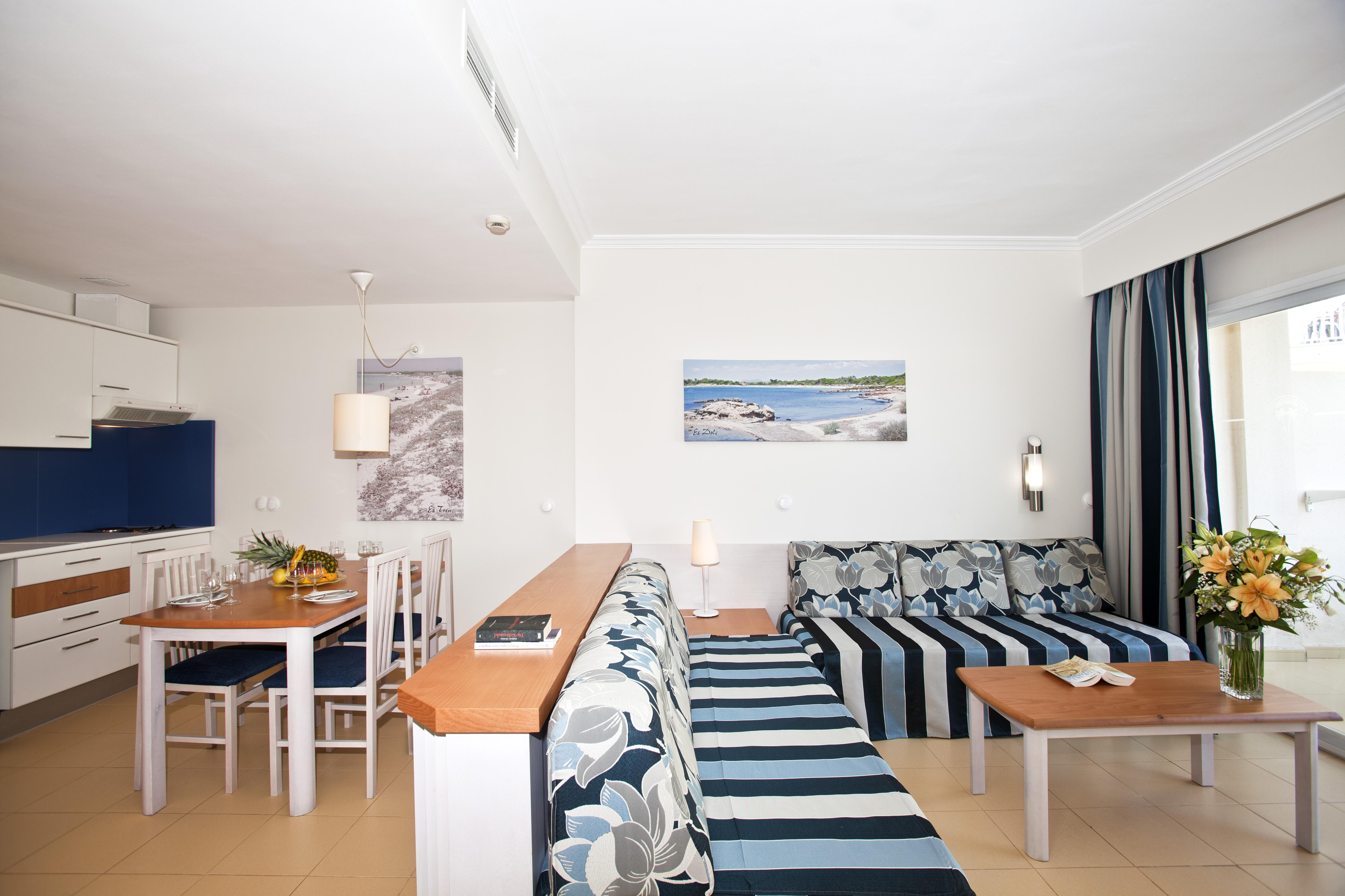 Aparthotel Isla De Cabrera Colonia de Sant Jordi Exterior photo