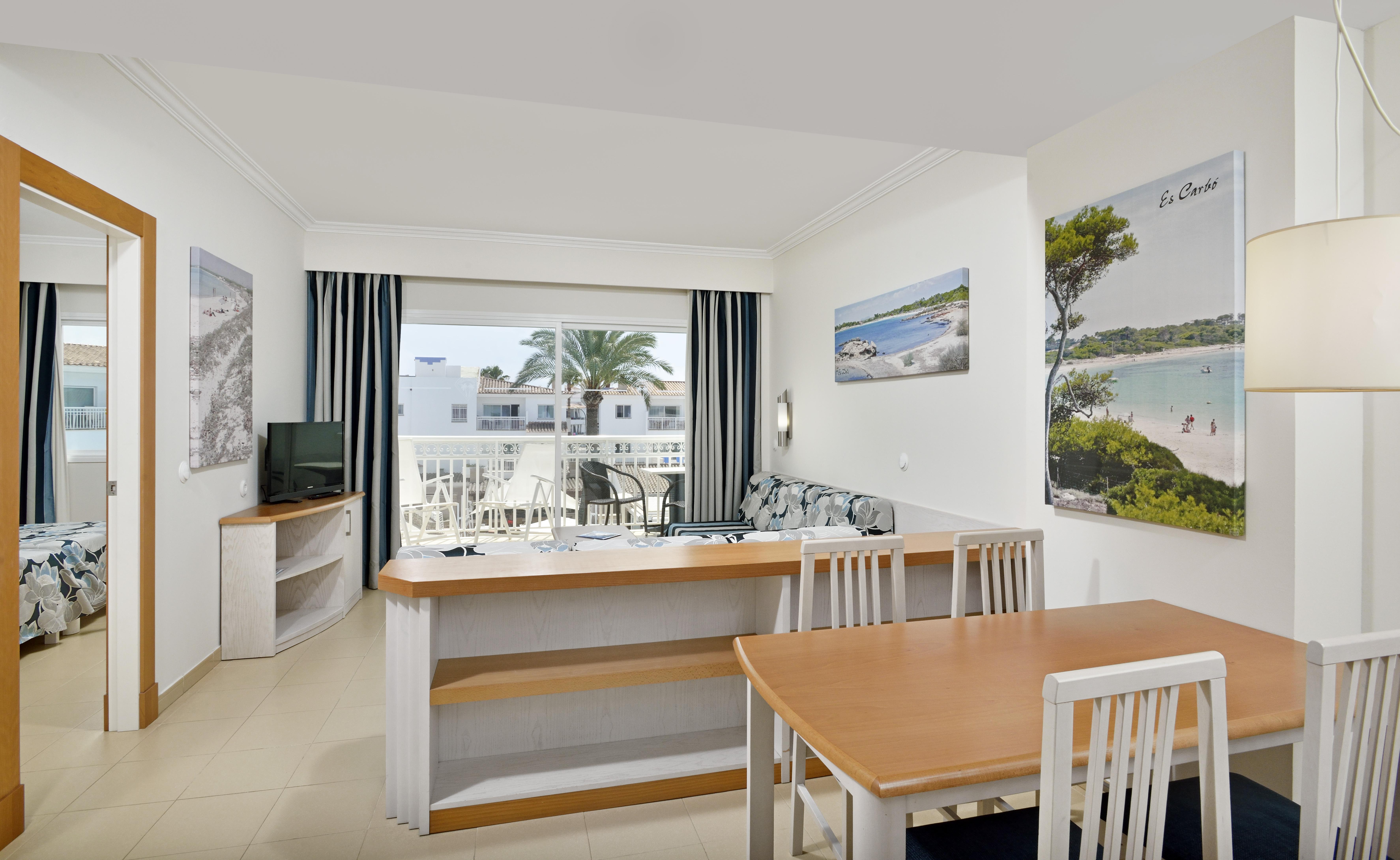 Aparthotel Isla De Cabrera Colonia de Sant Jordi Exterior photo