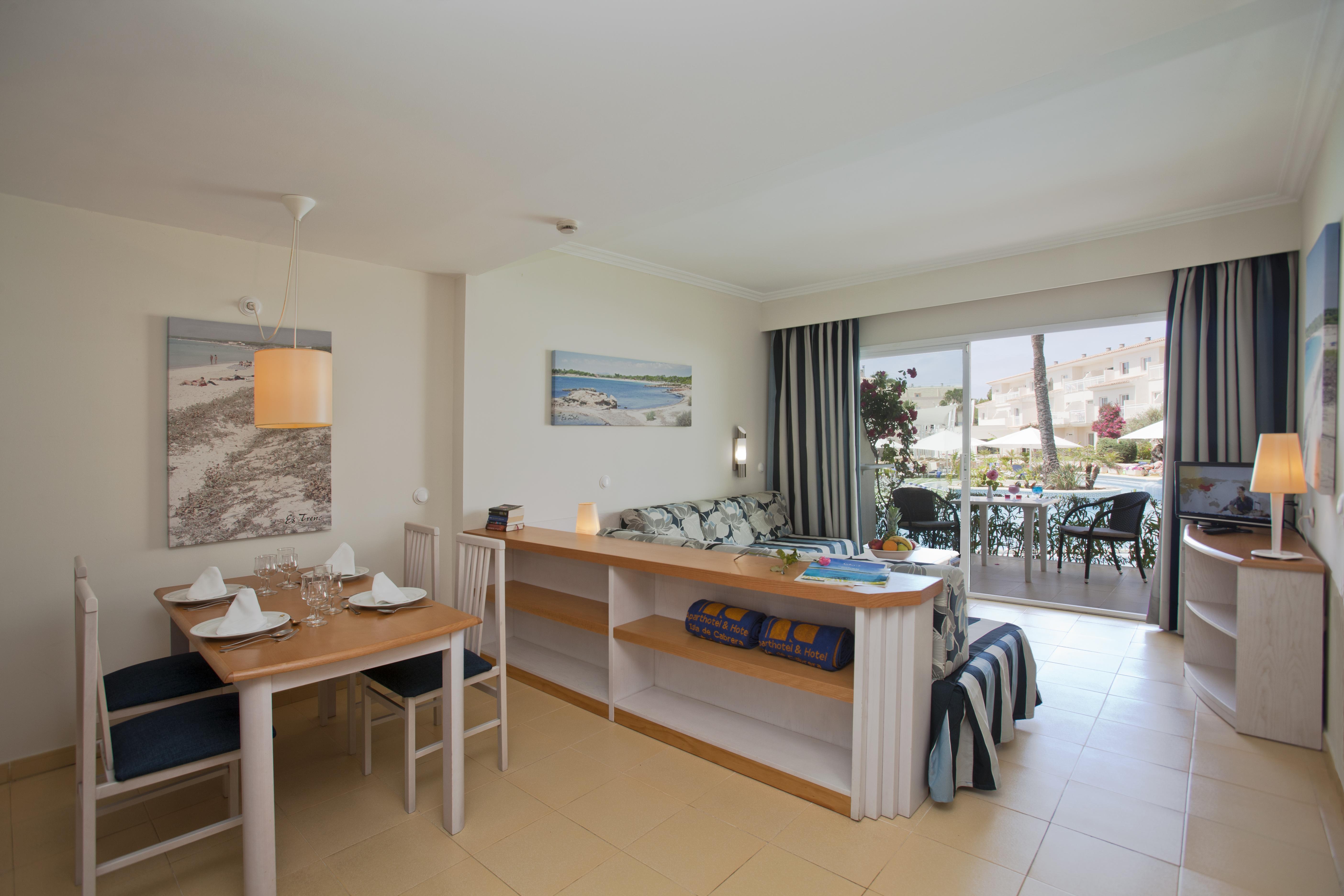 Aparthotel Isla De Cabrera Colonia de Sant Jordi Exterior photo