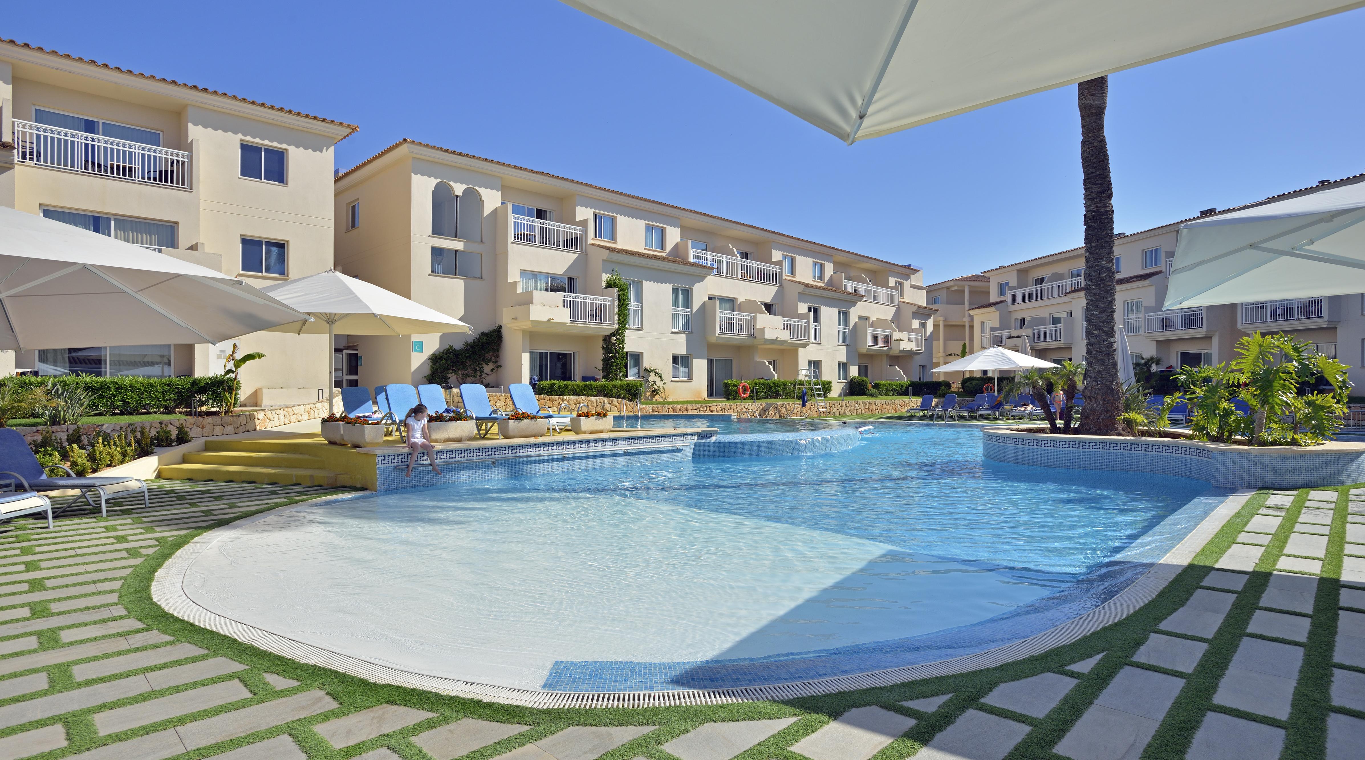 Aparthotel Isla De Cabrera Colonia de Sant Jordi Exterior photo