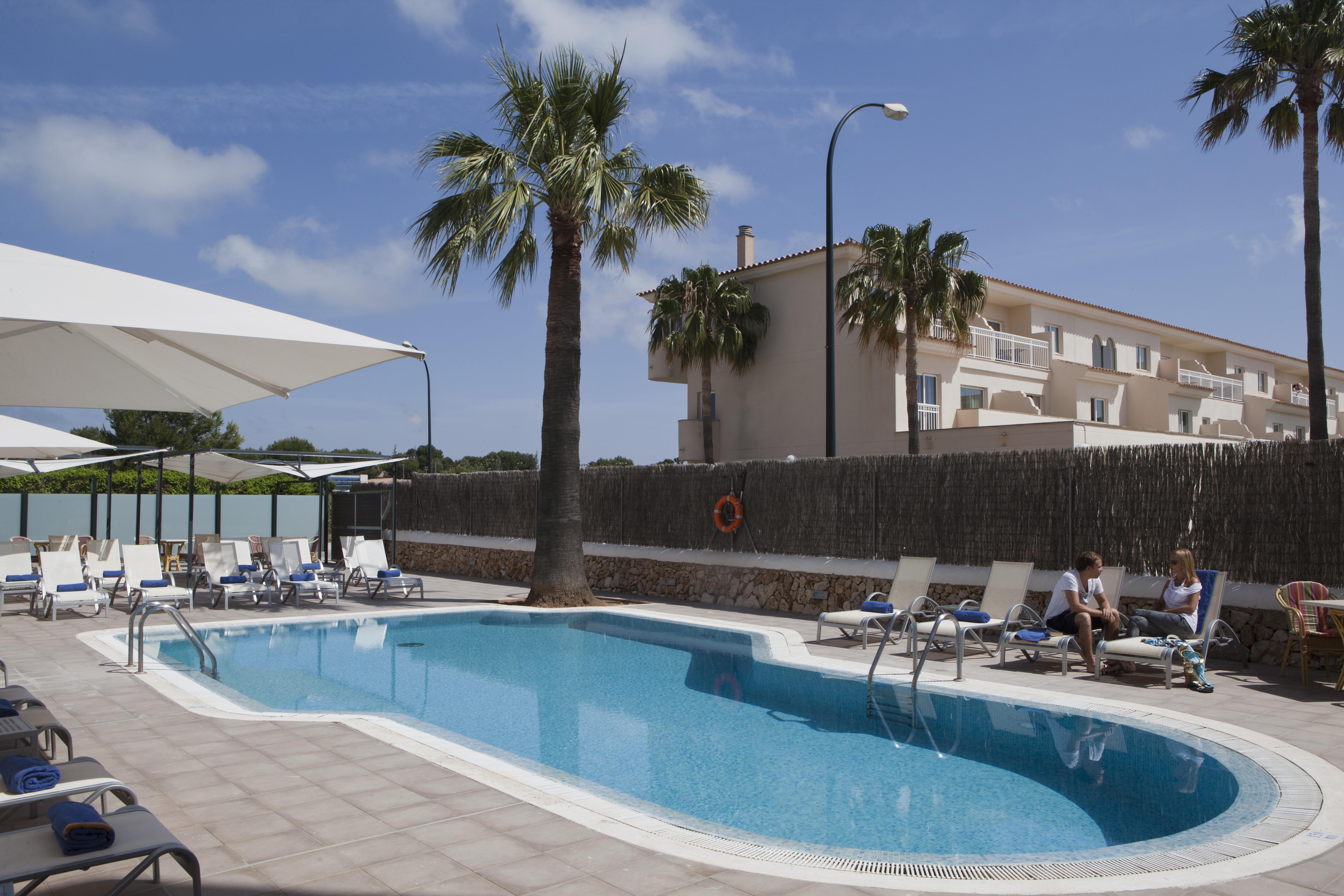 Aparthotel Isla De Cabrera Colonia de Sant Jordi Exterior photo